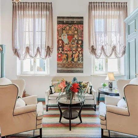 Luxury In Old