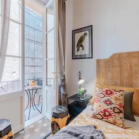 Luxury In Old Apartment *